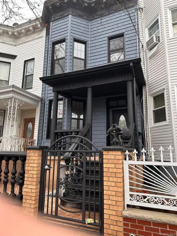 80 Autumn AVE, Brooklyn, NY 11208