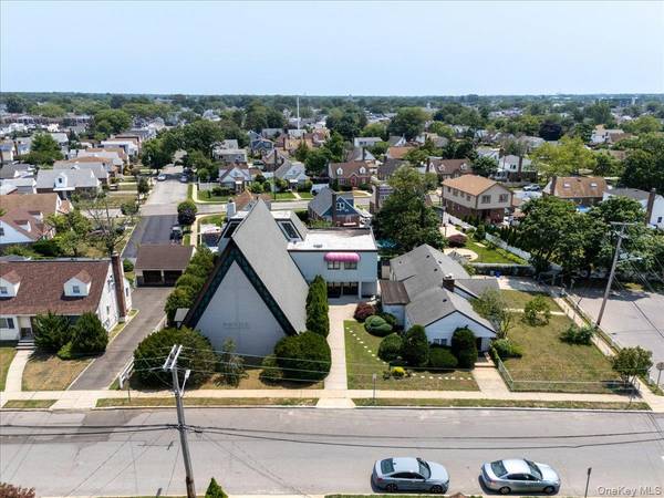 215 N Hillside AVE, Valley Stream, NY 11580