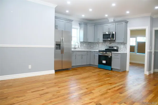 1048 E 98th ST, Brooklyn, NY 11236