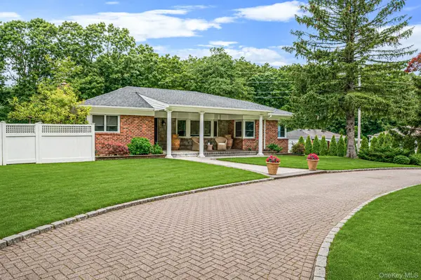 199 Dix Hills RD, Dix Hills, NY 11746