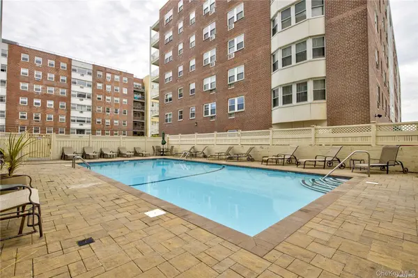 740 E Broadway #6k, Long Beach, NY 11561