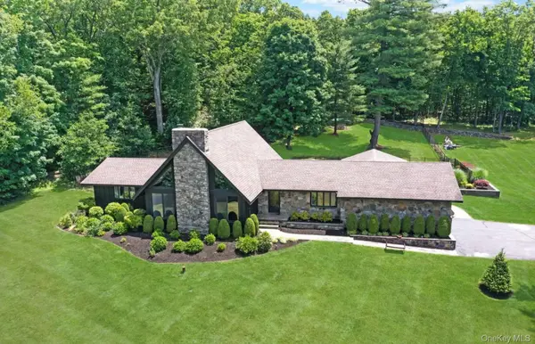 475 N Riverside RD, Highland, NY 12528
