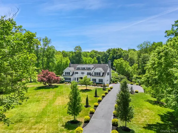 5 Apple Mill LN, North Salem, NY 10560