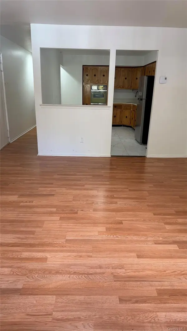 140-50 34th AVE, Flushing, NY 11354