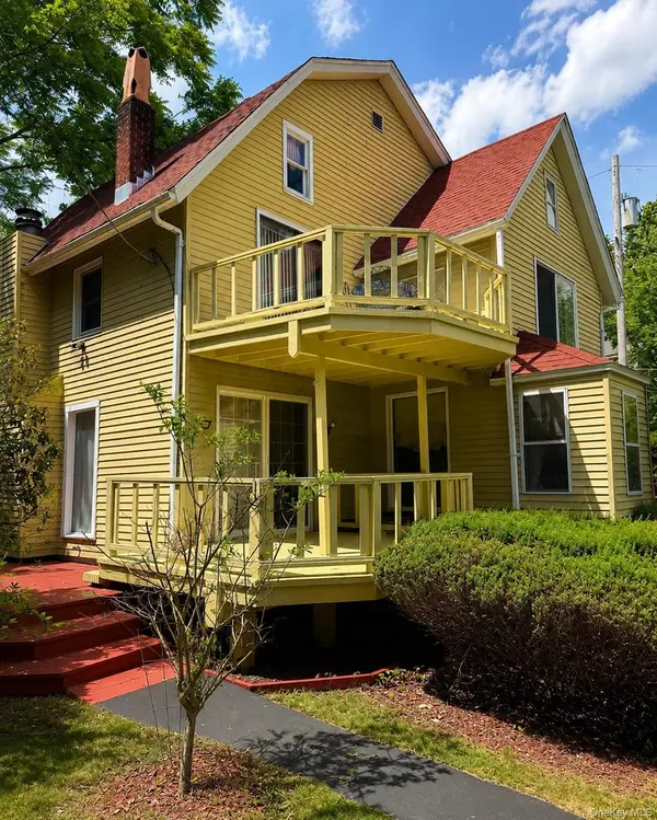 9 Smith ST, Monticello, NY 12701