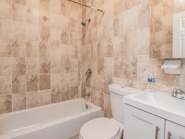 3939 Secor AVE, Bronx, NY 10466