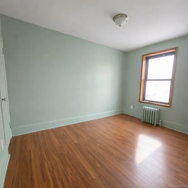9145 85th ST, Woodhaven, NY 11421