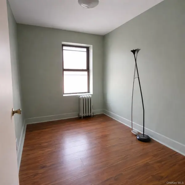 9145 85th ST, Woodhaven, NY 11421