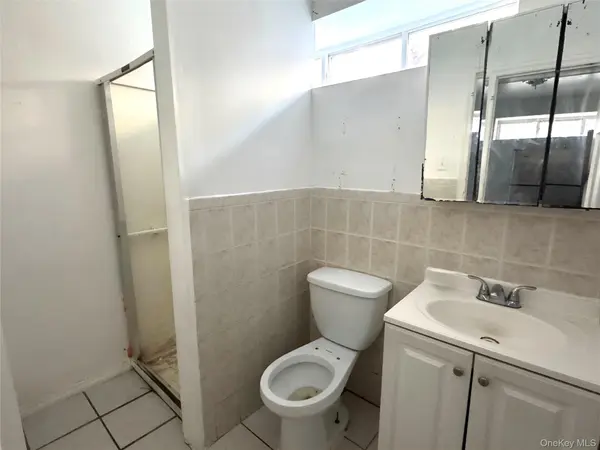 158-12 85th AVE, Jamaica, NY 11432