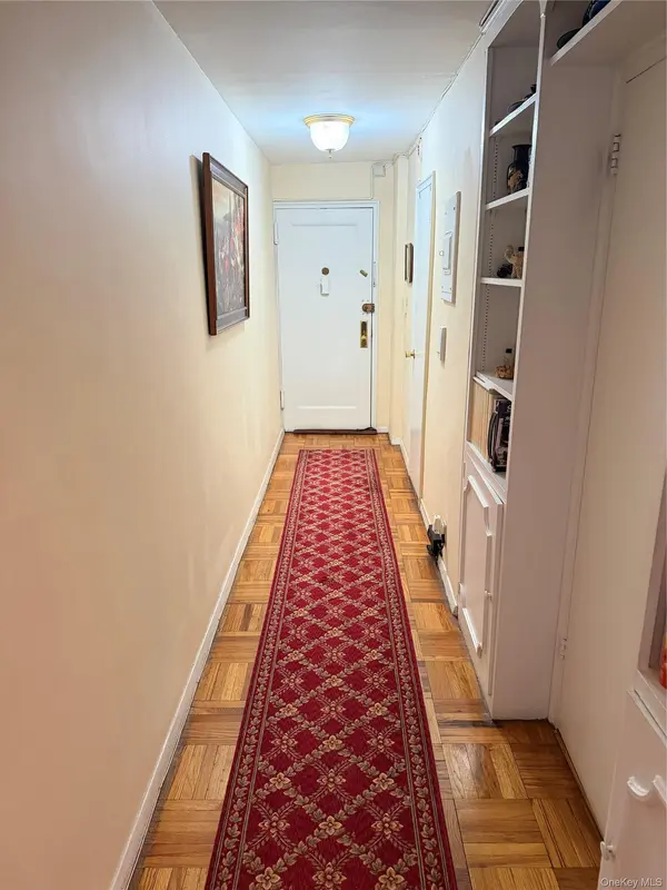 35 SHADY GLEN CT #3F, New Rochelle, NY 10805