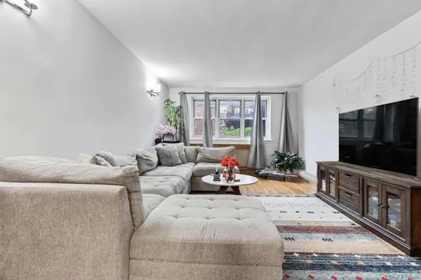 88-12 151 AVE #4B, Howard Beach, NY 11414