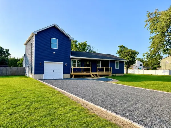 57 Shore DR, Mastic Beach, NY 11951