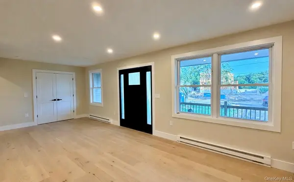 57 Shore DR, Mastic Beach, NY 11951