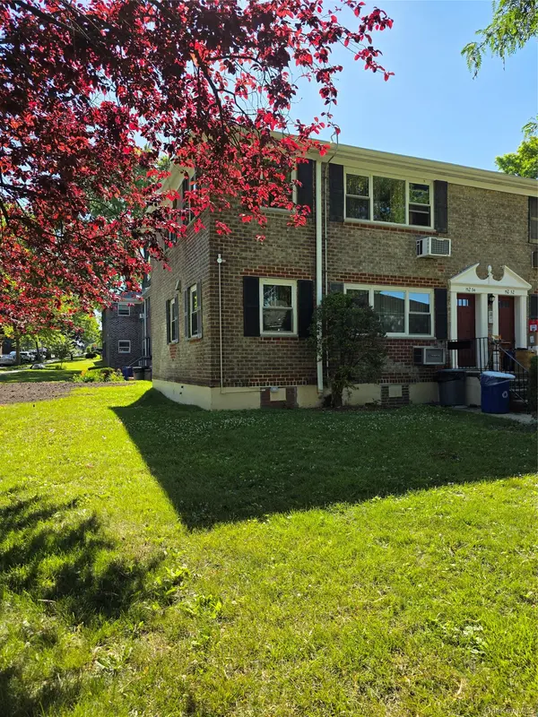 152-34 Jewel AVE #B, Kew Garden Hills, NY 11367
