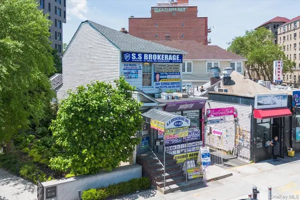 3742 72nd ST, Jackson Heights, NY 11372