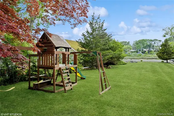 3725 Wickham AVE, Mattituck, NY 11952