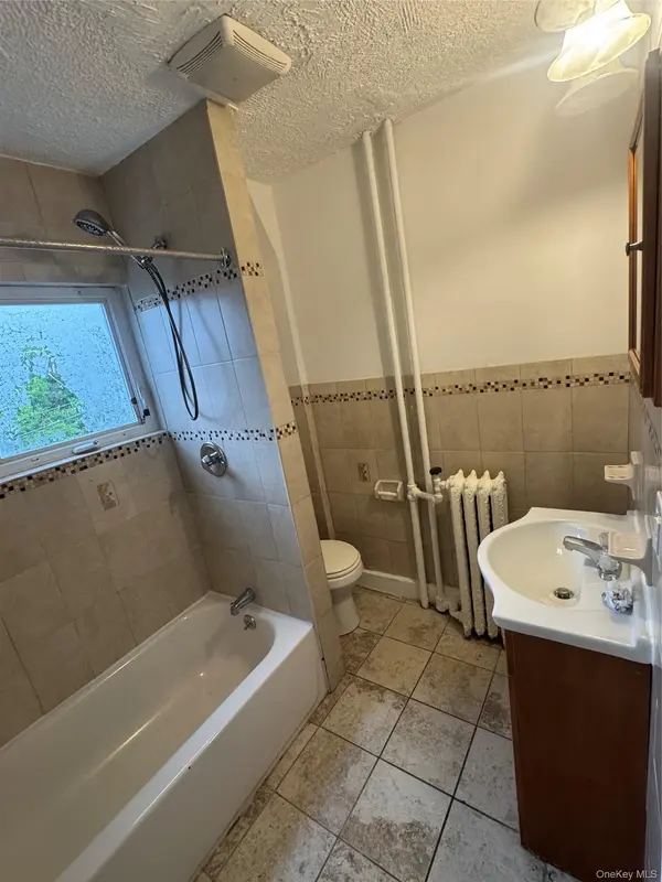 525 E 5th ST, Mount Vernon, NY 10553