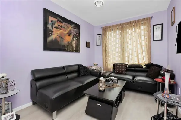 15 W End AVE #3F, Brooklyn, NY 11235