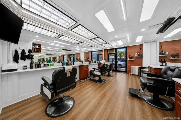 10230 Queens BLVD #1009, Forest Hills, NY 11375