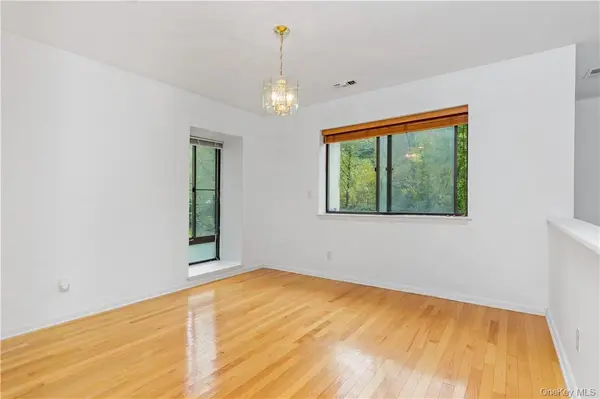 353 N Greeley AVE #353, Chappaqua, NY 10514