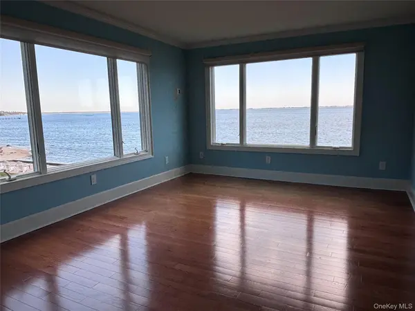 Address not disclosed, Hampton Bays, NY 11946