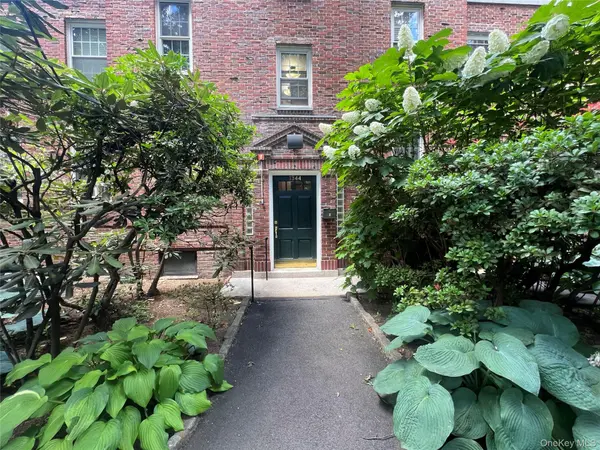 1344 Midland AVE #3E, Bronxville, NY 10708