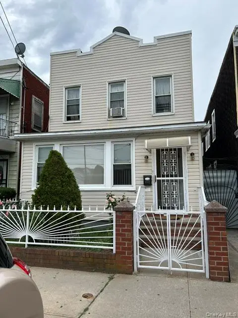 104-12 Pinegrove ST, Jamaica, NY 11435