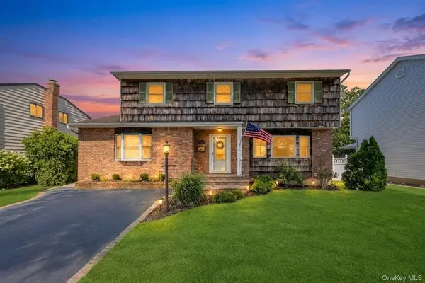 15A Totten ST, Bethpage, NY 11714
