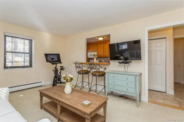 61 Manchester RD #A-21, Eastchester, NY 10709