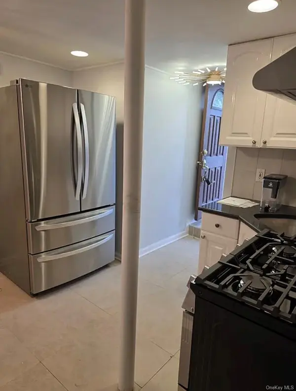 2 Hill Park AVE #1A, Great Neck, NY 11021
