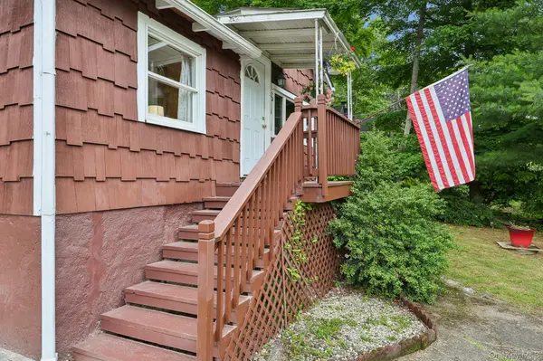 25 Sylvan TRL, Monroe, NY 10950