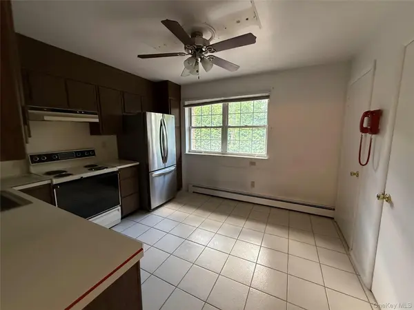 1840 Crompond RD #7D4, Peekskill, NY 10566