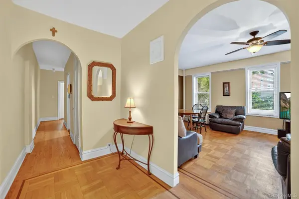 219 Bronx River RD #2L, Yonkers, NY 10704