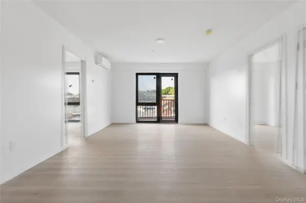 70-25 Queens BLVD #7H, Woodside, NY 11377