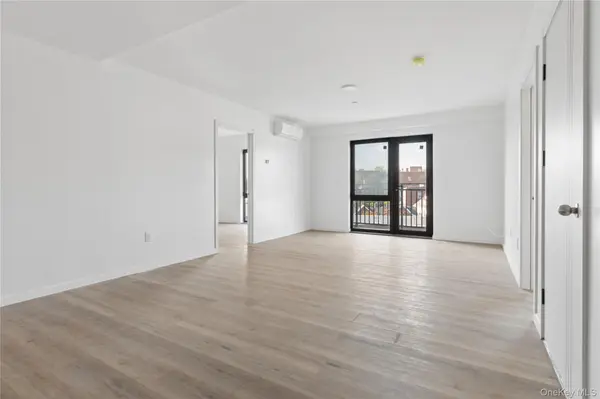 70-25 Queens BLVD #7H, Woodside, NY 11377