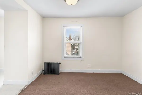 145-51 Arlington TER, Jamaica, NY 11435