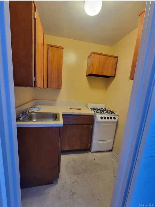 89-00 170 Street #11N, Jamaica, NY 11432