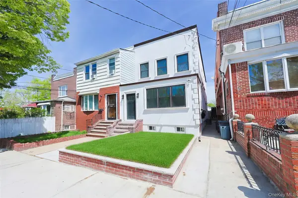 58-13 69th PL, Maspeth, NY 11378