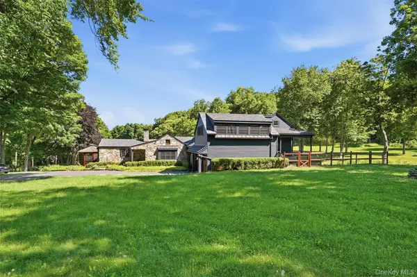 180 Dean RD, Stormville, NY 12582