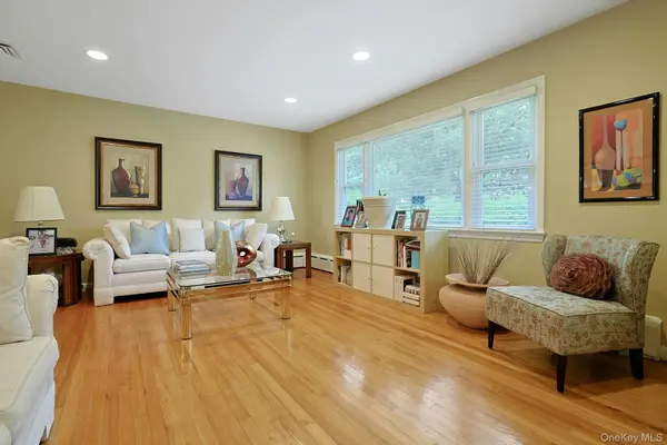 7 Stewart PL, Spring Valley, NY 10977