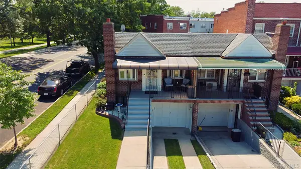 6224 78th ST, Middle Village, NY 11379