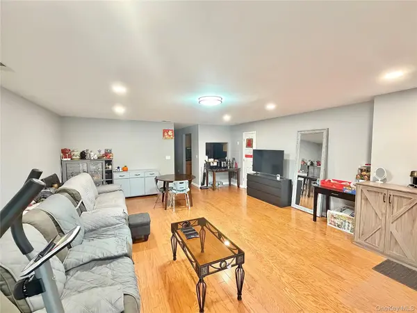 3-31 Endeavor PL #B, College Point, NY 11356