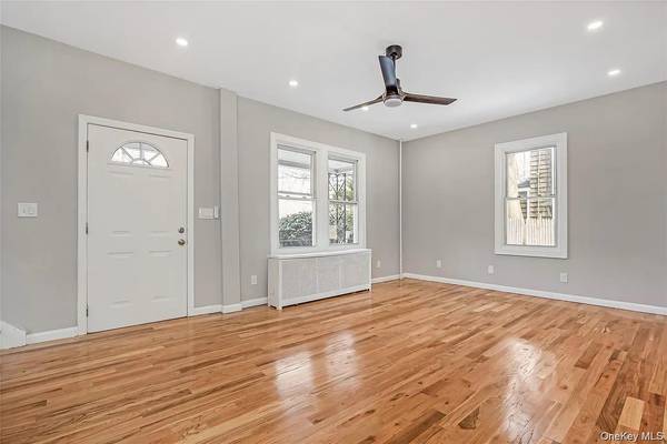 7 Continental HL, Glen Cove, NY 11542