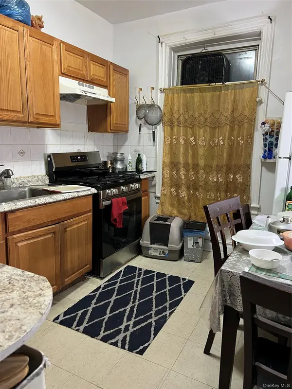 47-16 46 ST, Woodside, NY 11377