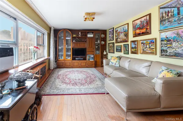 3130 Irwin AVE #8C, Bronx, NY 10463