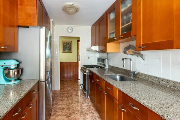 3130 Irwin AVE #8C, Bronx, NY 10463