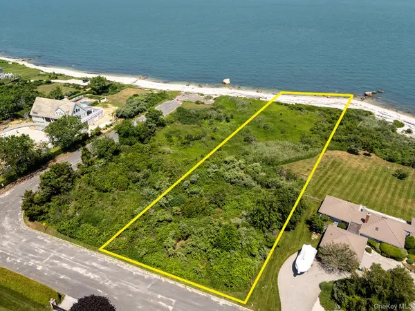 1890 Lands End RD, Orient Point, NY 11957
