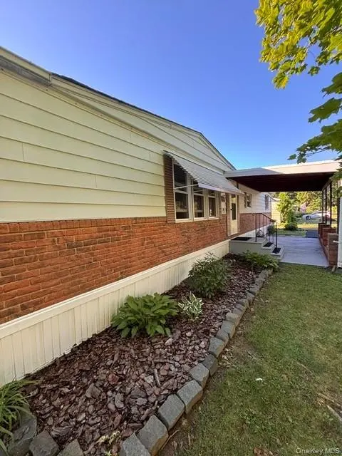 1040 Violet Ave #Lot 36, Hyde Park, NY 12538