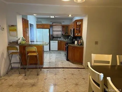 84-39 Lefferts BLVD, Kew Gardens, NY 11415