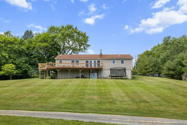 75 Eastern Pkwy, Germantown, NY 12526